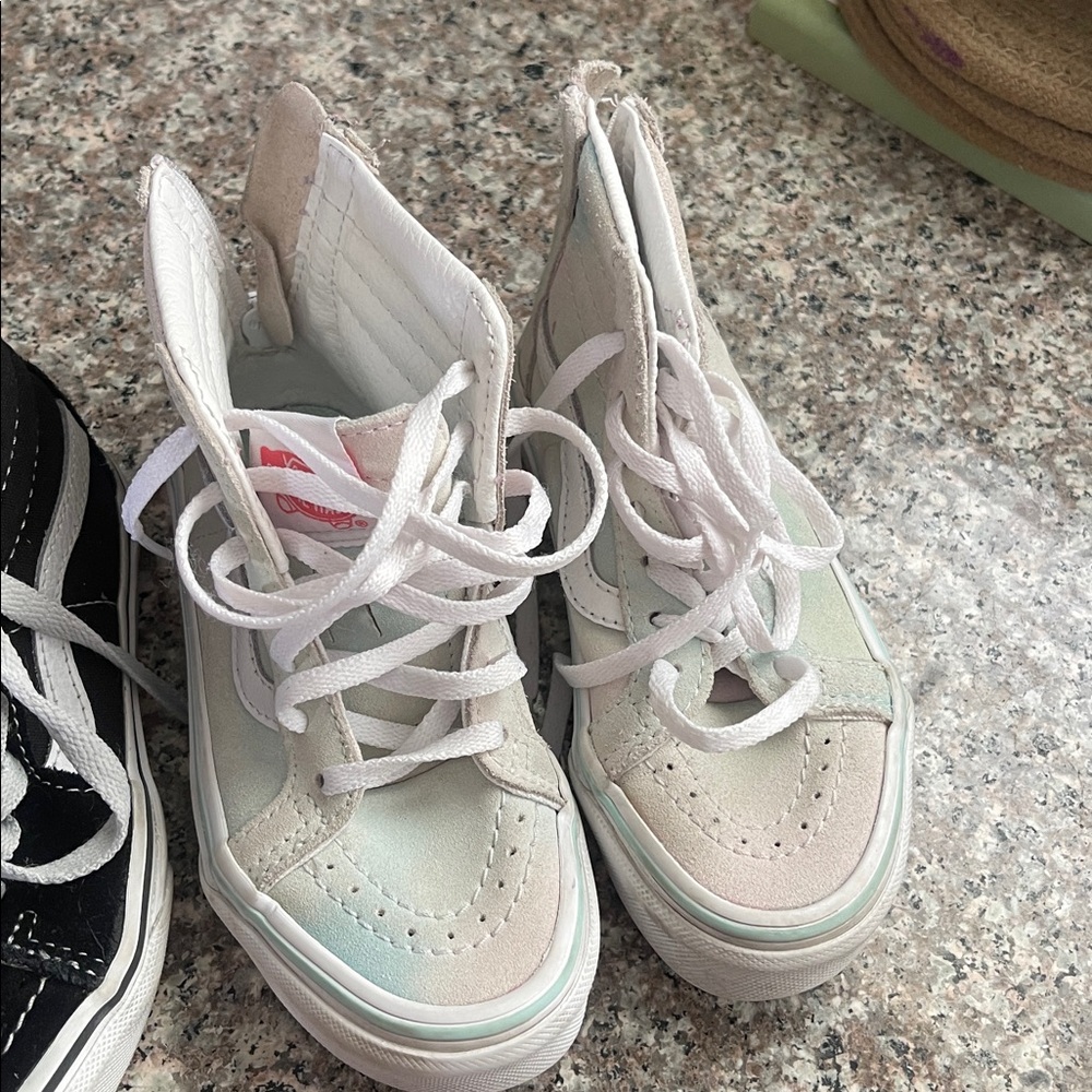 Vans High-Top Sneakers in White and Cream
Toddler vans
Price for both